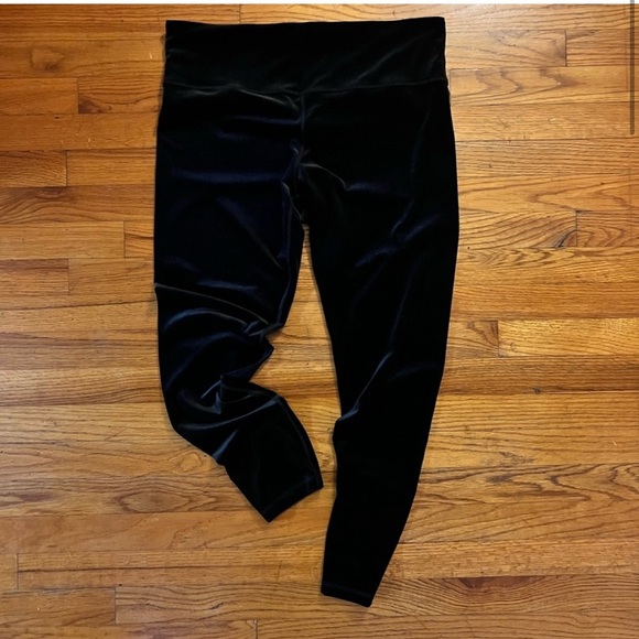 ATHLETA Velvet Legging Size M Stretch Mid-Rise - Picture 2 of 2